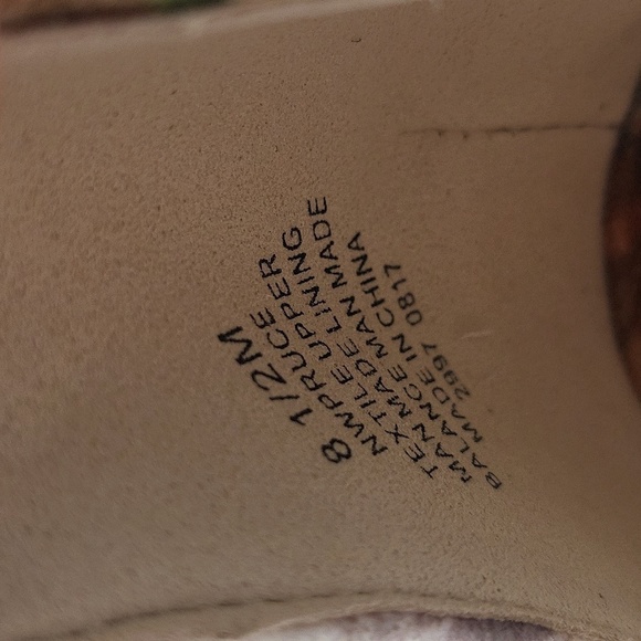 814- Nine West Pruce Block Heel Sandals Taupe Floral Size 8.5 M NWT - Picture 11 of 11